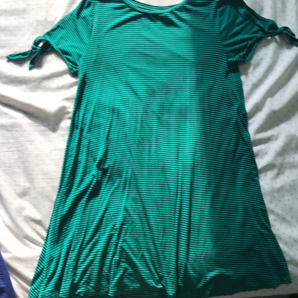 Old Navy black & green striped flutter dress